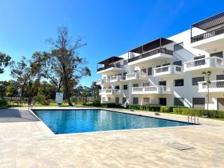 Poolside Elegance - Cabo Negro - 4