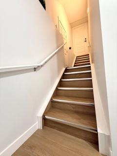 Luxe Stay with a Designer Touch - 3