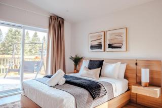 Huge Waterfront Modern Cottage on the Rouge River - Rivière-Rouge - 5