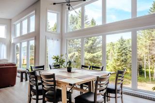 Modern Waterfront Cottage on the Rouge River & Spa - Rivière-Rouge - 5