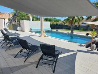 Villa 6 personnes piscine chauffée - Saint-Aunès - 0