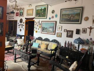 Mendoza’s GUESTHOUSE - Santa Ana - 1