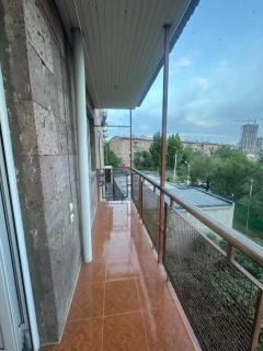 Yerevan nice apartment with balcony for rent - Yerevan - 2