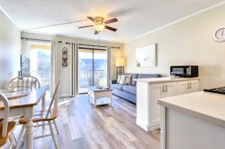 Sea Breeze Escape - 8