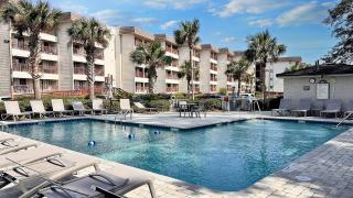 Sea Breeze Escape - 2