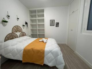 Suite Santa Faz Aire acondicionado en 3 Bedrooms - Alicante - 1