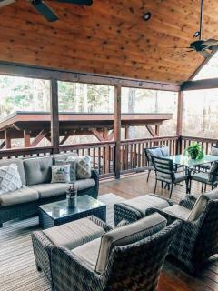 Stone Mountain Lodg Luxurious Rustic Retreat - 8