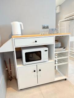 The Garden Studio - Private Detached Studio with Ensuite Cozy and Self-Contained - Luton - 2