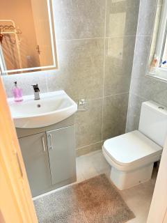 The Garden Studio - Private Detached Studio with Ensuite Cozy and Self-Contained - Luton - 5