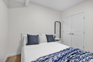 1 BR Suite Stylish Coffee Station Stocked - Edmonton - 8
