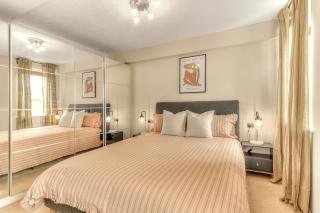 1 Bed Apartment London ABBA, Excel, & Olympic Stadium - 7