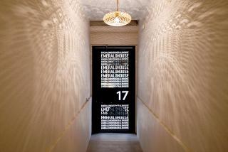 Yalarent Emerald House Rooftop & Stylish Apartments in Central Athens - Atene - 5
