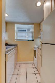 Sunrise Seven Deluxe Oceanfront Condo - Daytona Beach - 2