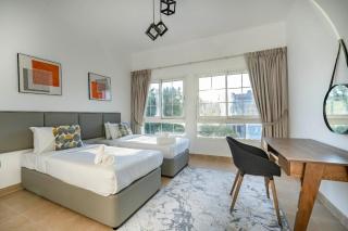 Dubai Villa - Beautifully Appointed - 2