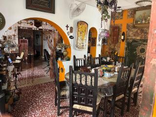 Mendoza’s GUESTHOUSE - Santa Ana - 9