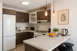 Small Oasis Nelson Mandela Apartment with sea view, two bedrooms, parking, terrace and pool - Manilva - 4
