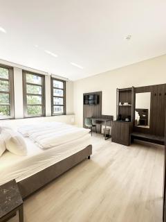 The Treasury Hotel - Neuss - 1