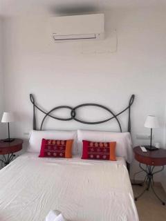 Villa Farell just in front of the sea - Sant Pol de Mar - 8