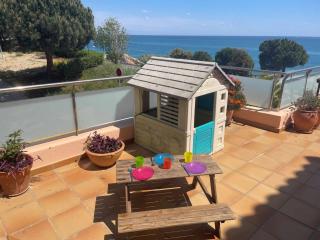 Villa Farell just in front of the sea - Sant Pol de Mar - 4