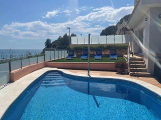 Villa Farell just in front of the sea - Sant Pol de Mar - 1