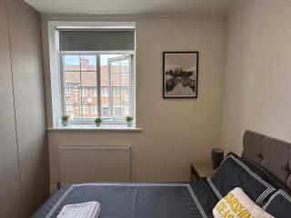 Bright Modern, Private Apartment,15 Mins To Central London - Hendon - 4