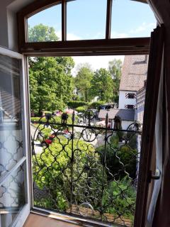 Ferienwohnung KIostermühle Irsee - Parkplätze, Spielplatz, Biergarten, Badesee, E-Auto Ladepunkt - Irsee - 7