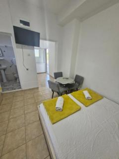 Apartments and Studios J&T UPCHEVI - Star Dojran - 9