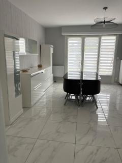 Maison 3 chambres piscine partagée - 5