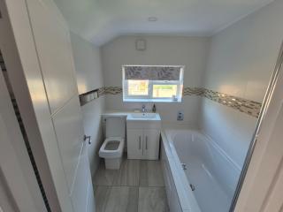 3 Bay Tree Close - Loudwater - 3