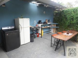 The Backside House -women only- - 1