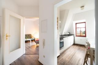 Gemütliche barrierefreie Dachgeschosswohnung - Dresda - 4
