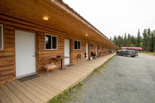 Tatogga Lake Resort - 8