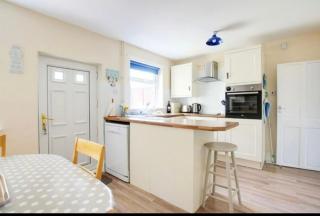 18b Sandamar - Sutton on Sea - 4