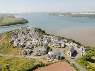 Ocean view - Pet Friendly - Llanstadwell - 0