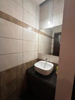 DB GUEST HOUSE ARIMPUR - Unmarried couples and Stag groups not allowed - Thrissur - 6