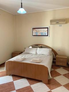 Family Comfort and Central Apartment in Vlora - 9