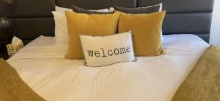 Urban Elegance - Designer 2BR Downtown Suite In Yaletown - 8