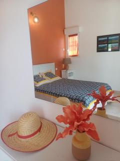 Gite 4 à 5 personnes sur domaine vinicole avec piscine chauffée - Vineyard cottage - heated pool - Mormoiron - 5