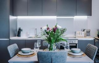 Leeds City Centre, 3 bed, Free Parking, Private Terrace - Leeds - 0