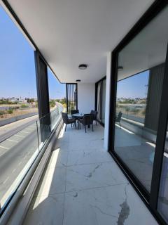 Infinity Luxury Mansions - Yeri - 3