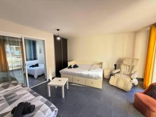 Villa & Appartement avec Piscine Interieure - Valras-Plage - 3