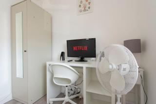 Luxury 2 Bed House near O2 Arena, Excel &City Ap - 6