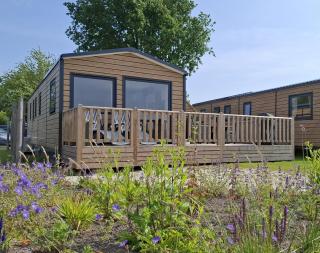 Savacejo Luxe Nieuw Chalet met Prachtig Uitzicht op het Zuidlaardermeer - Kropswolde - 8