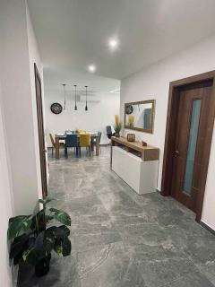 Mediterranean Breeze - 9
