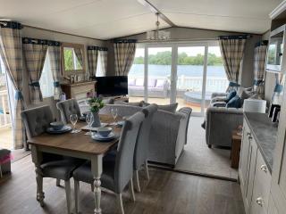 Tattershall Lakes Jet Ski Lake 3 Bedroom Cabin Private jet ski docks - Tattershall - 3