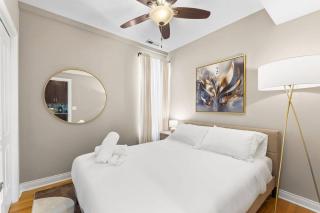 The BuckLogan Nest | Sleeps 6 | Walk to Blue Line - Chicago - 5