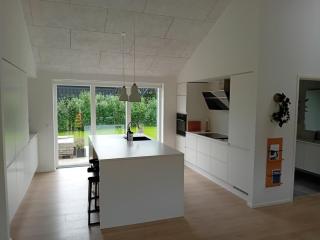 Spacious family house outside and inside - Løsning - 1