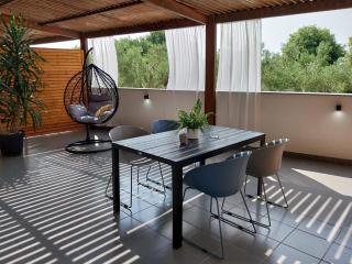 Hollywood apartment - 9