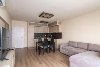 Argisht Partez 1BR with sea view and pool - 2