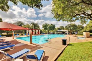 Lux Pool I Zipline I Air hockey I Kid Friendly House - Austin - 1